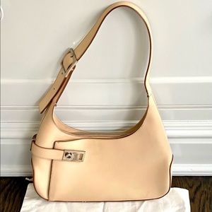 Ferragamo $2225 Gancini Buckle Tan Leather Logo Shoulder Bag